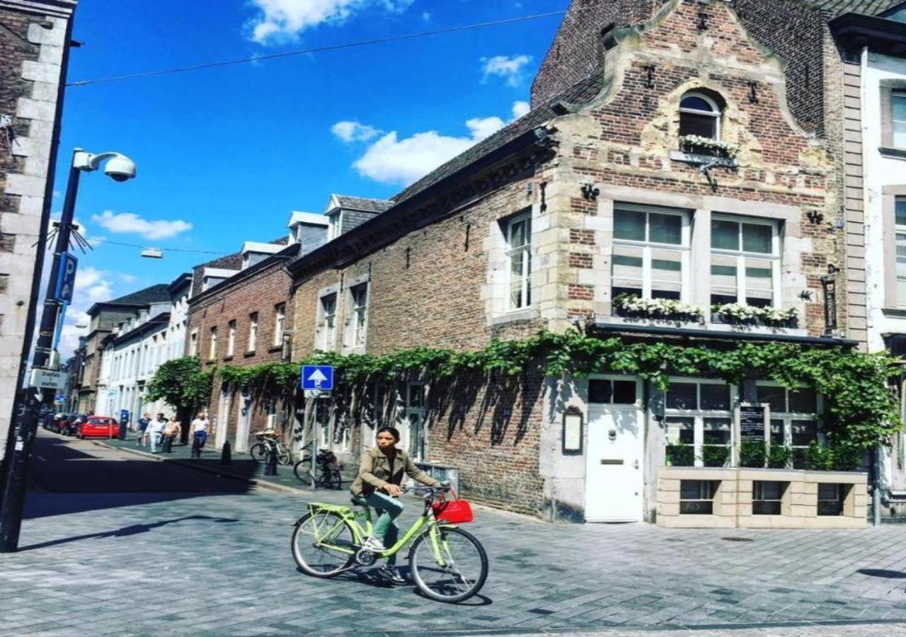 Gracht 62 Bed & Breakfast *